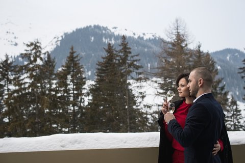 180-Grad-Ausblick über Davos, die umliegenden Berge und den See