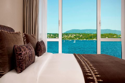 Suite Crown - Dormitorio con vistas al lago