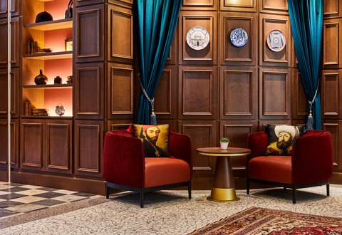 Planen Sie Ihre Reiseroute in unserer stilvollen Lobby