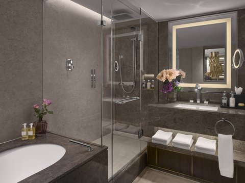 Mayfair Grand Suite - Bathroom - InterContinental London Park Lane