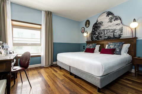 Premium Rooms. Decorative pillows & items removed