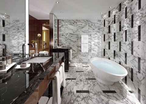 Oriental Suite Bathroom