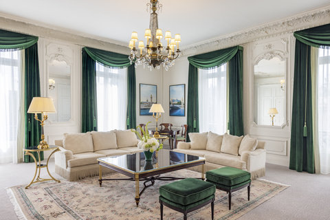 Presidential Suite: yesteryear charm with a modern touch