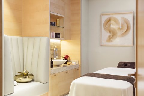Four Seasons Hotel Madrid Individual Treatment Room