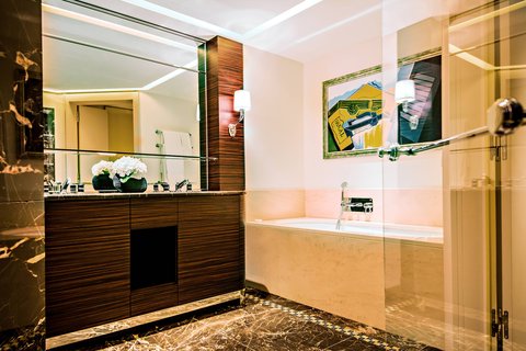 Suite Makassar - Baño