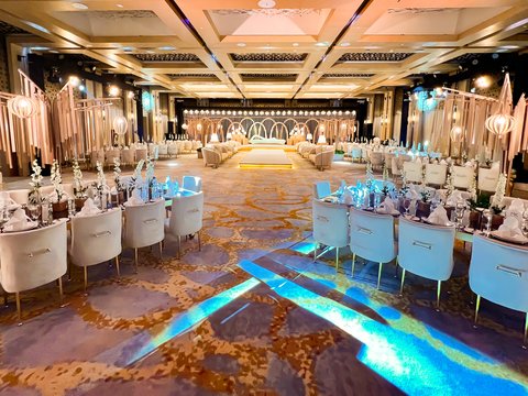 Juman Ballroom is spectacular venue for large-scale weddings